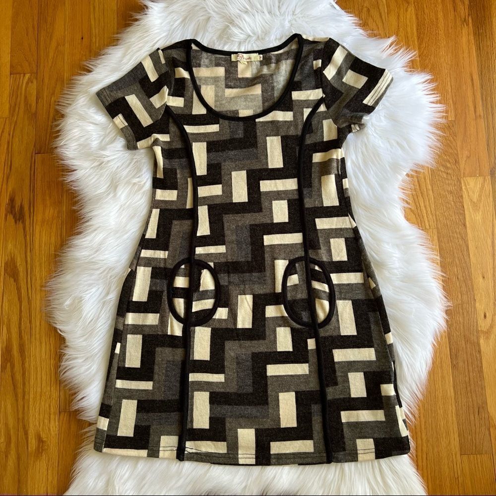 Women’s Arueh  Dress Size Medium Colorblock